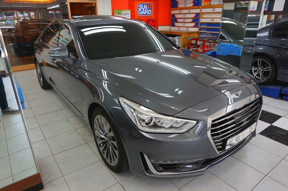 제네시스 EQ900 열차단 썬팅 3M CS·루마 LATI 재시공 완료 후 외관