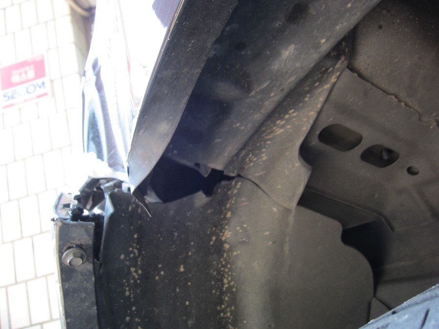 Jeep Compass 외형 복원 작업 전 02