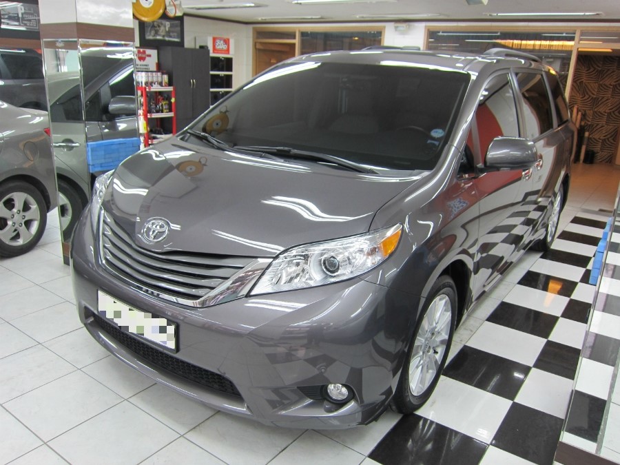 도요타 시에나 판금·도색 시공 사진