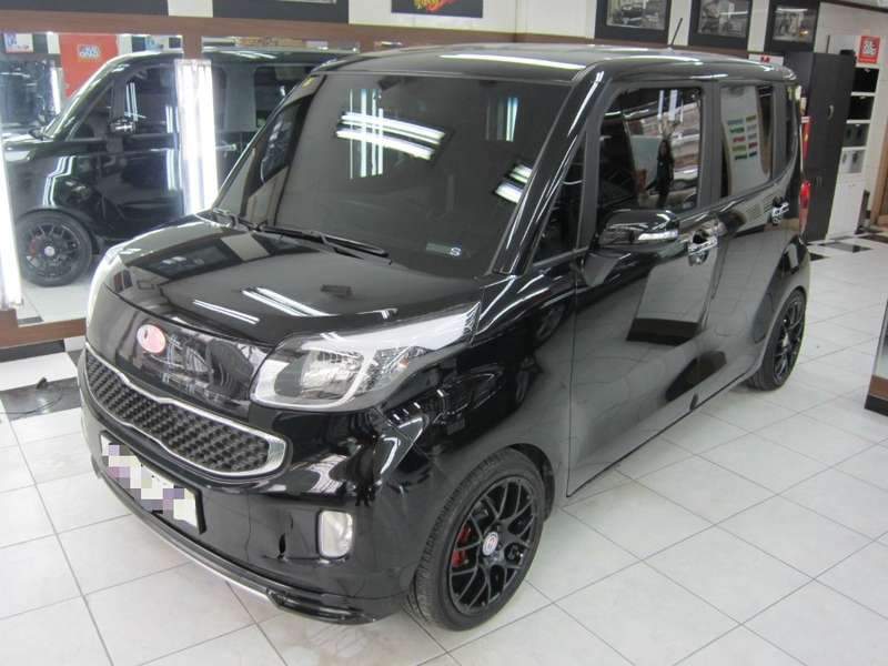 차앞유리돌튐 깨진차레이유리복원/용접/교체 시공 전