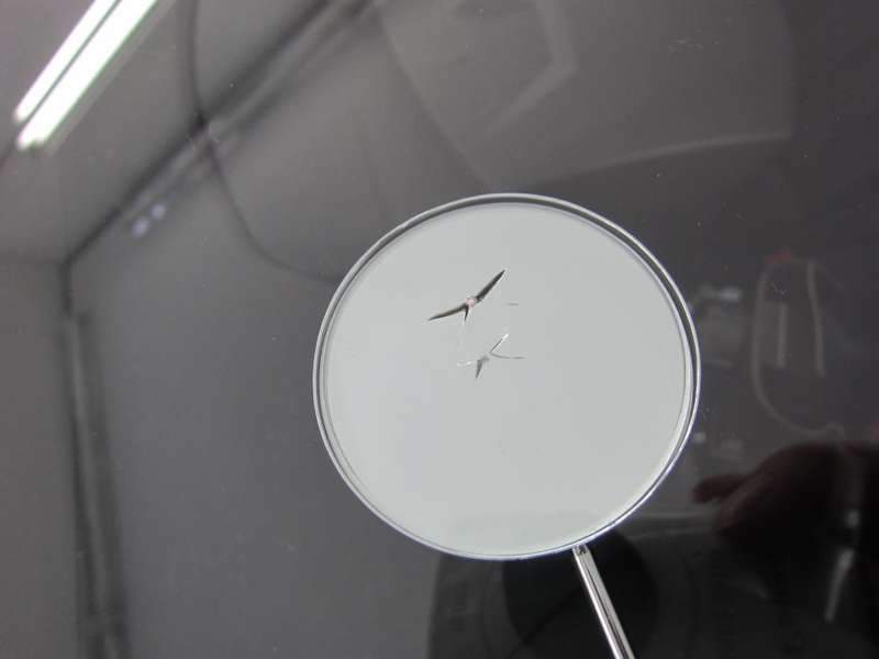 투싼ix 돌튀어서 깨진 유리복원 시공 후