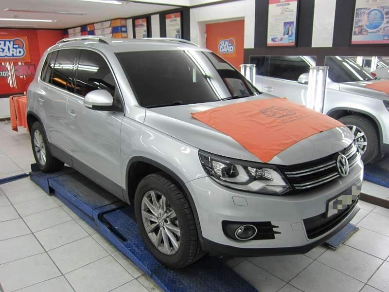 폭스바겐 티구안 열차단썬팅 썬가드썬팅 시공 전