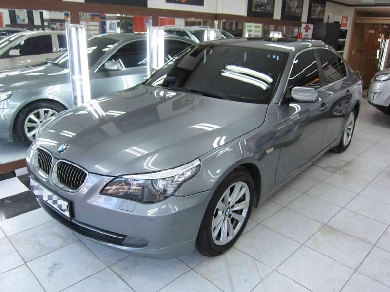 BMW 528i 판금·도색 시공 사진