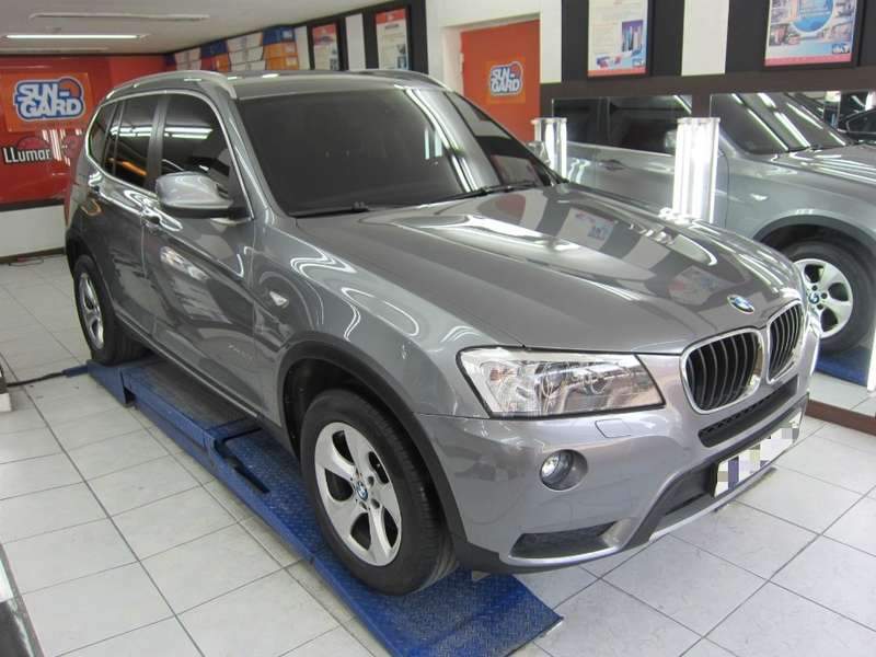 BMW X3 자차보험수리-판금도색으로 외형복원 시공 전