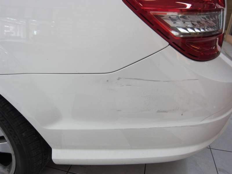 벤츠 C200 판금·도색 시공 사진