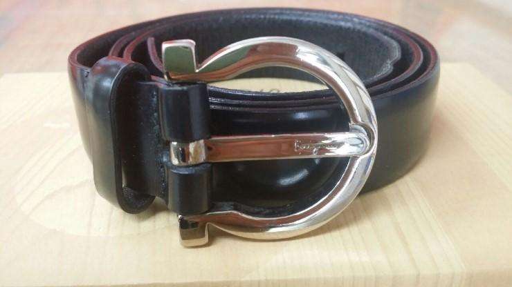 페레가모벨트 (실버버클) 여자명품중고 판매 시공 전