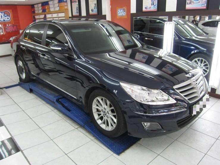 유리복원 제네시스 아반떼MD 깨진차유리복원/유리교체 시공 전