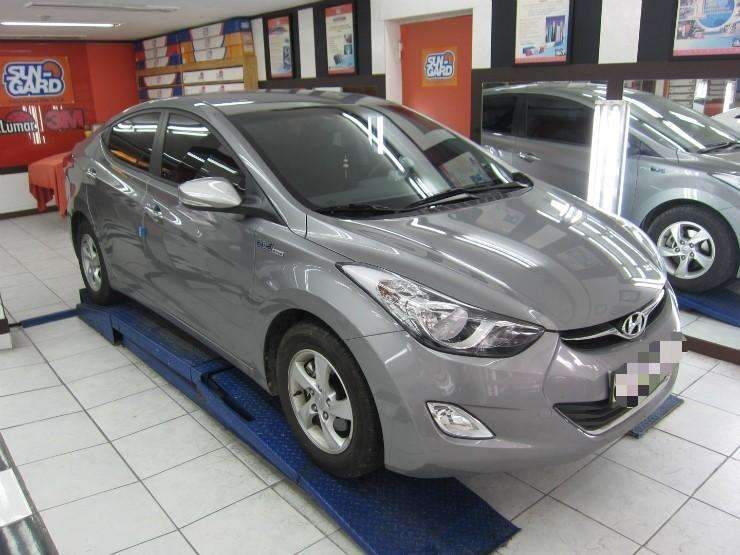 아반떼 유리 복원·교체 시공 사진