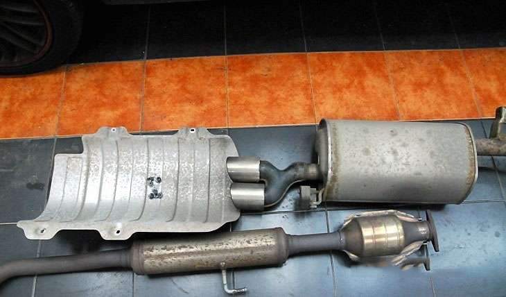 [마포구 모터큐브] 성산동 포르테쿱 뷔르트 언더코팅 시공 전