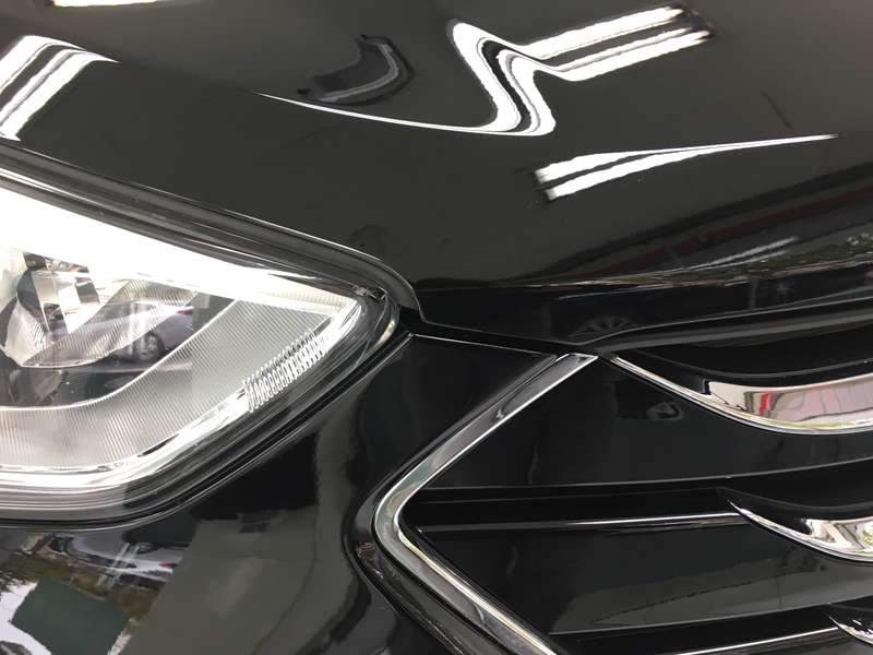 싼타페 덴트 시공 사진