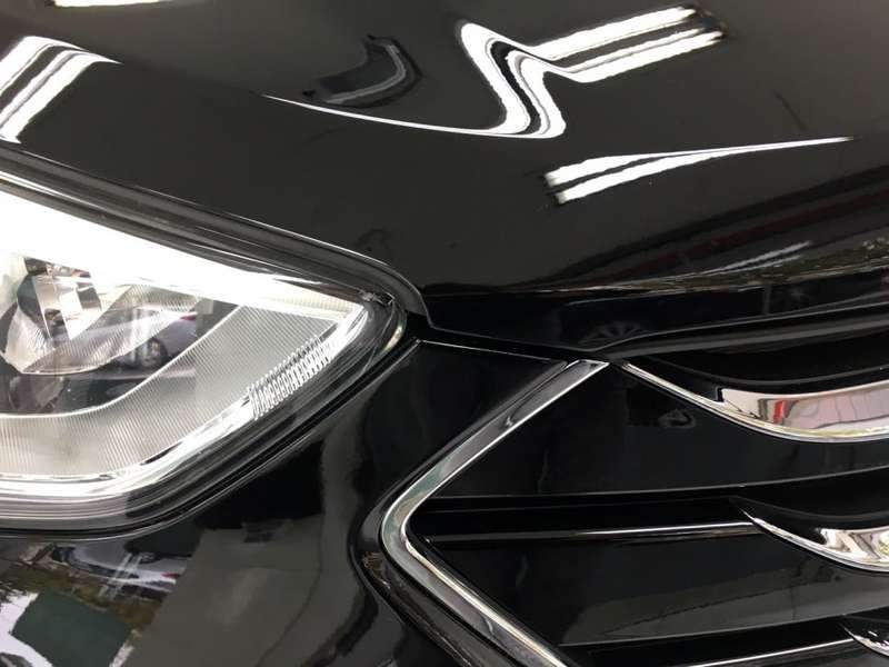 싼타페 덴트 시공 사진