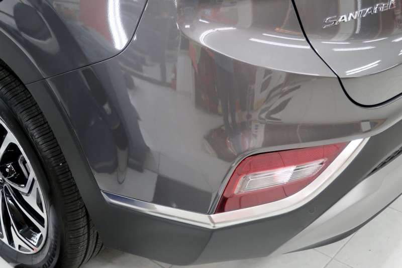싼타페 덴트 시공 사진