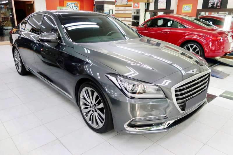 마포구 광택 전문점에서 제네시스 G80 광택 복원 완료 시공 전