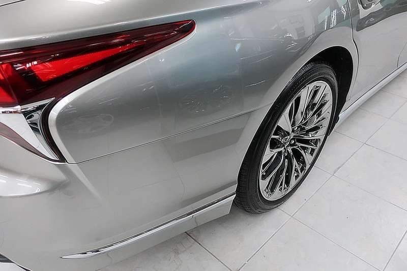 렉서스 LS500 덴트 시공 사진