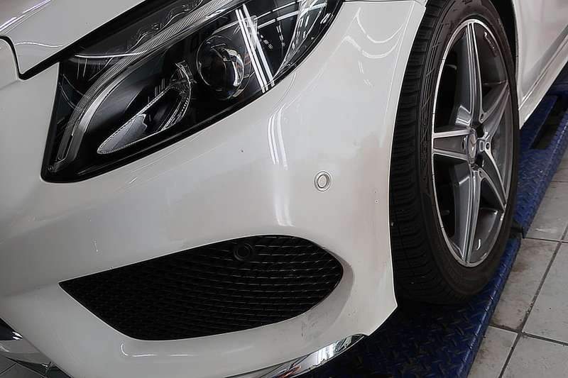 벤츠 C200 덴트 시공 사진