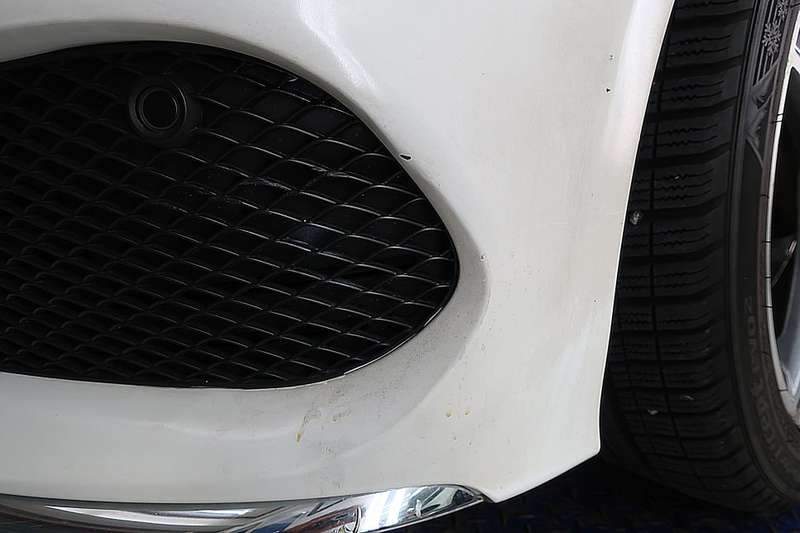 벤츠 C200 덴트 시공 사진