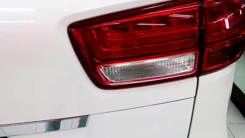 마포구 카니발 하이 리무진 광택 복원 시공 후