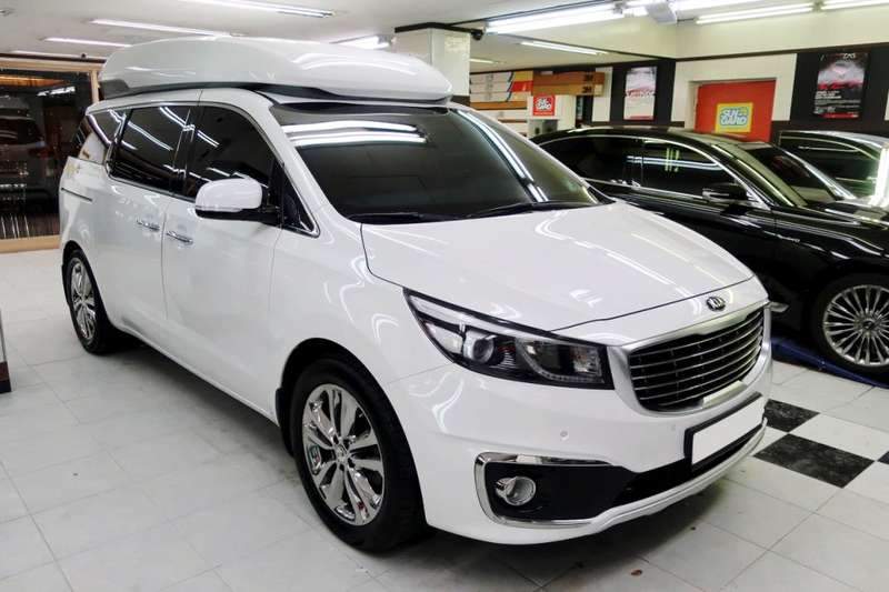 카니발 유리막 코팅 시공 사진