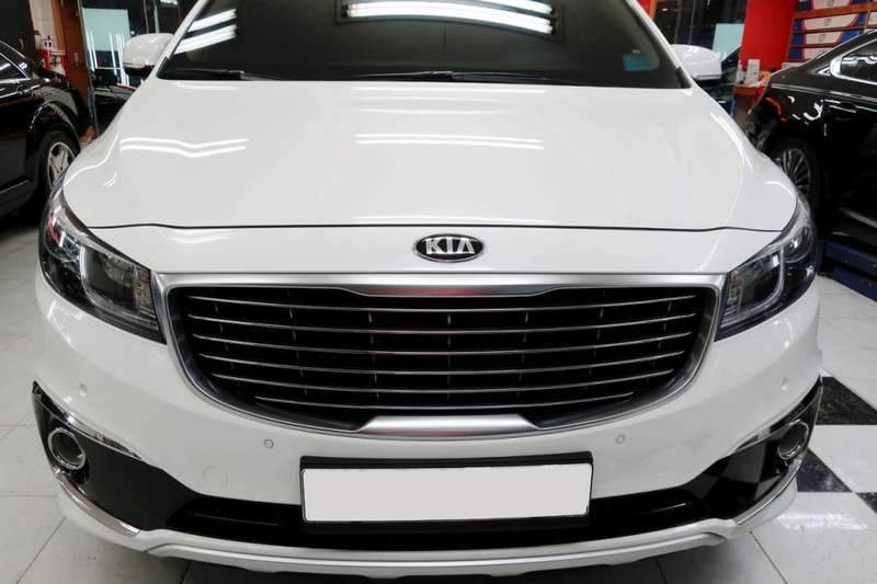 카니발 유리막 코팅 시공 사진