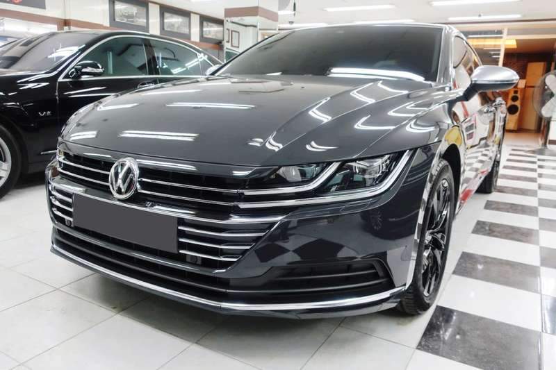 폭스바겐 아테온 광택 복원 후 유리막 코팅 작업 전 03