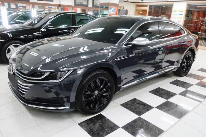 폭스바겐 아테온 광택 복원 후 유리막 코팅 작업 전 04