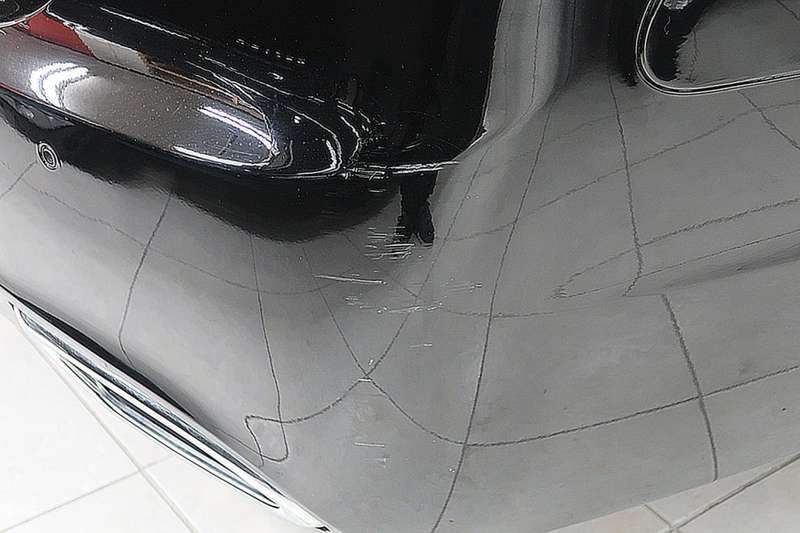 마포구 쌍용 자동차 체어맨 W 리어 범퍼 덴트 복원 후 시공 전