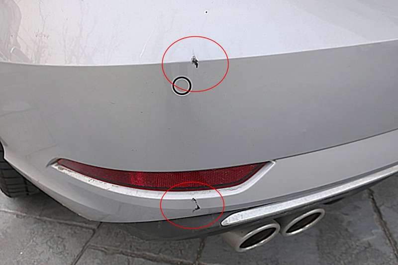 마포구 아우디 A3 리어 범퍼 교환하지 말고 덴트와 광 시공 전