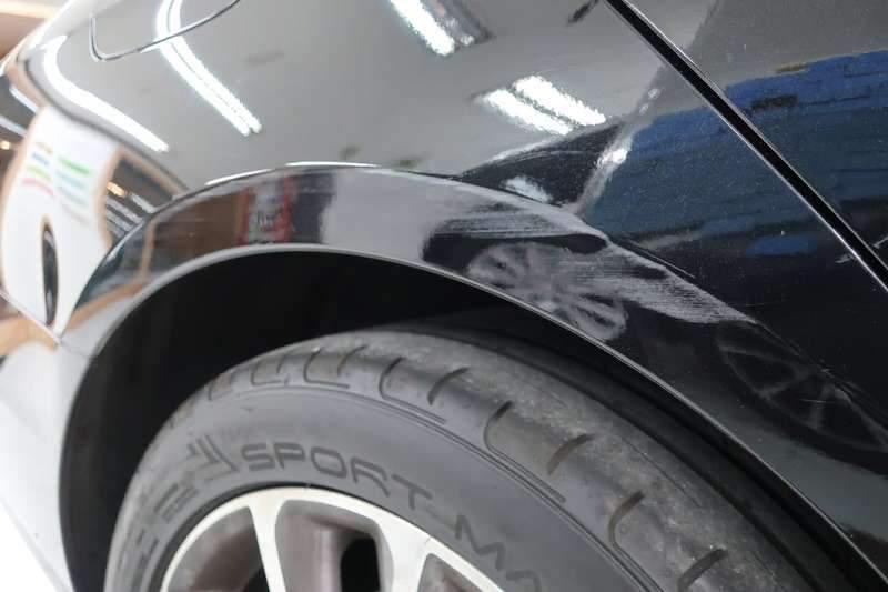 벤츠 E300 덴트 시공 사진