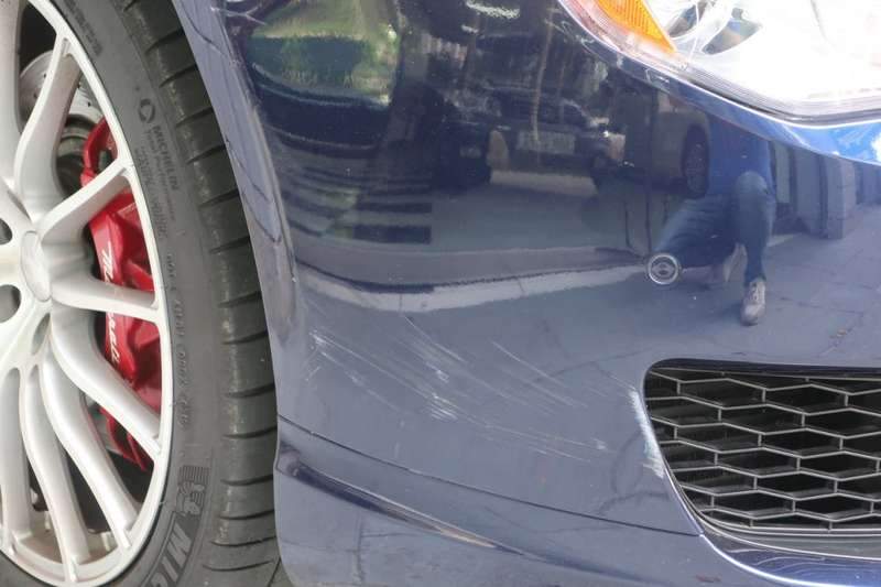 마세라티 콰트로 포르테 차량 여 덴트 작업 전 02