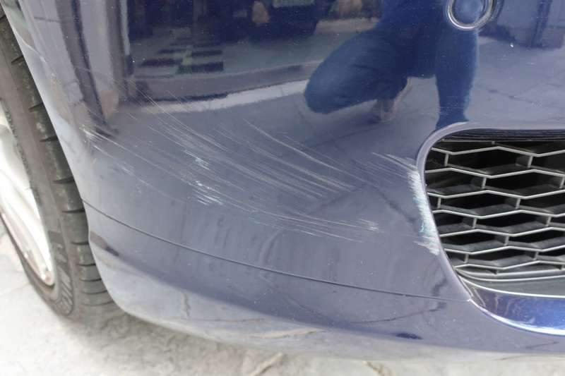 마세라티 콰트로 포르테 차량 여 덴트 작업 전 03