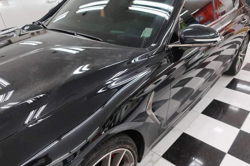 마포구 상암동에서 오신 제네시스 G70 뒤 펜더에 판금 시공 전