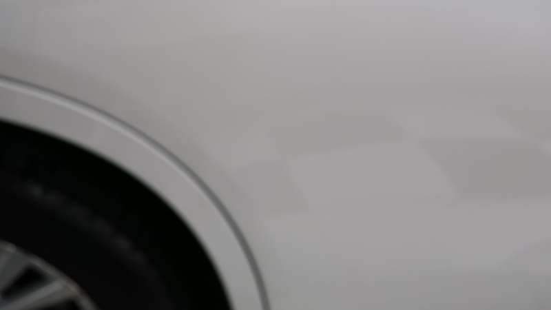 마포구 BMW X5 손상된 뒤 도어에 덴트 복원과 광택 시공 후