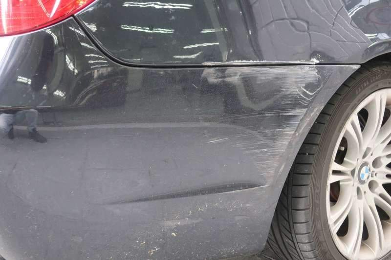마포구 BMW 528i 손상 부위 덴트 복원과 광택 복 시공 전