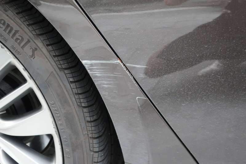 마포구 제네시스 G80 조수석 부분 덴트 복원과 광택  시공 전