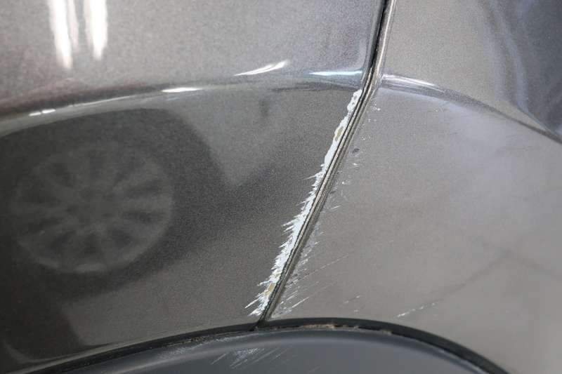 지프 컴패스 범퍼와 펜더 덴 덴트 시공 사진