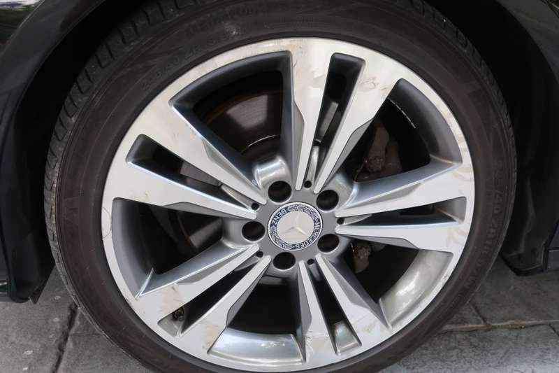 벤츠 E300 덴트 시공 사진