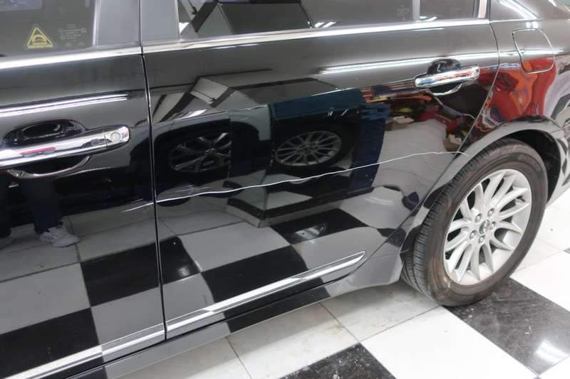 마포구 현대 제네시스 BH330 운전석 부분 덴트 복원 시공 전