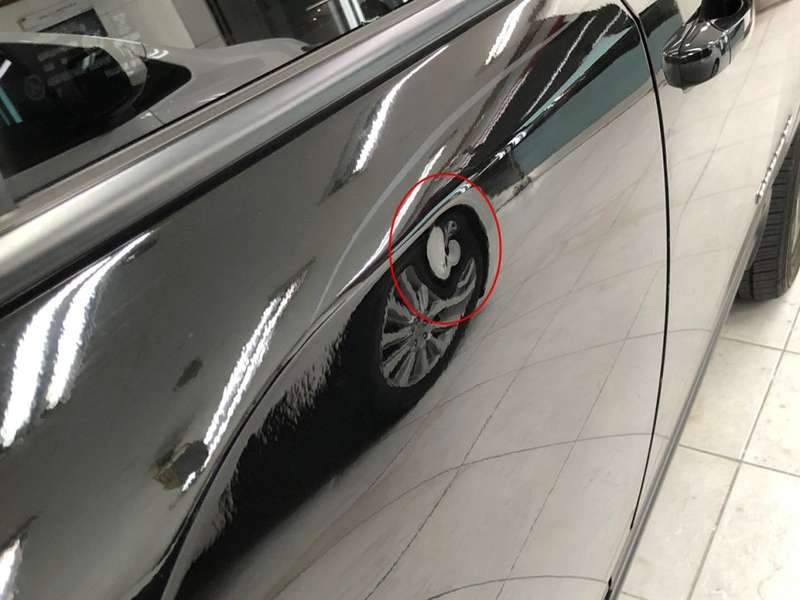 마포구 지프 컴패스 도어 덴트 복원 후 광택 복원 시공 전