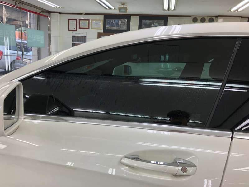 마포구 상암동 주변에 덴트 전문점에서 벤츠 CLS400 시공 후