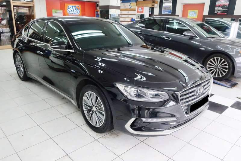 마포구 창전동과 가까워 현대 그랜저IG 도어와 펜더 판 시공 전