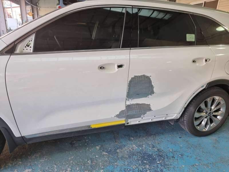 쏘렌토 덴트 시공 사진