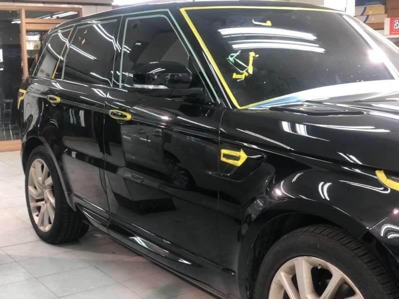 랜드로버 디스커버리 스포츠 광택 덴트 시공 사진