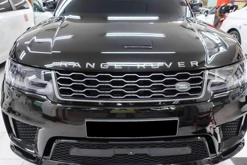 랜드로버 디스커버리 스포츠 광택 덴트 시공 사진