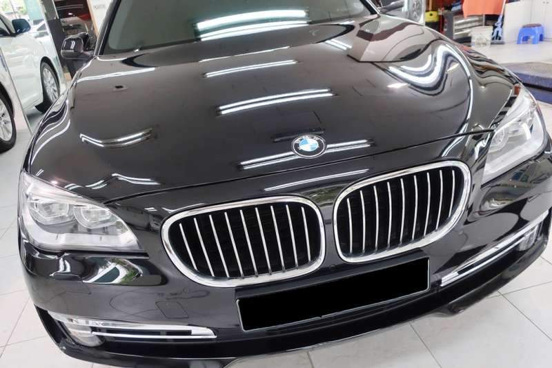 BMW 7 덴트 시공 사진