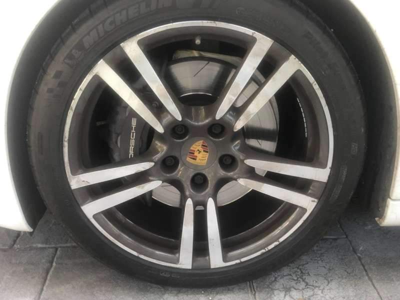 포르쉐 파나메라 덴트 시공 사진