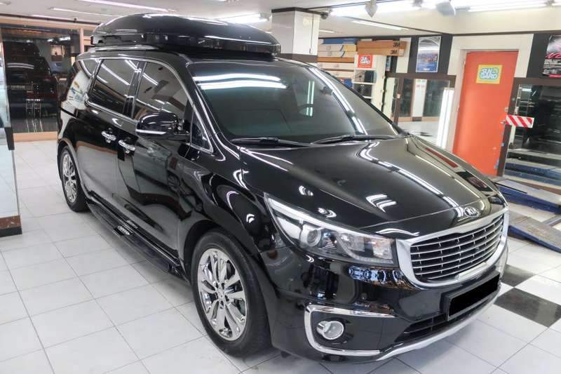 마포구 덴트 기아자동차 카니발 손상된 펜더 범퍼 판금 도색 복원