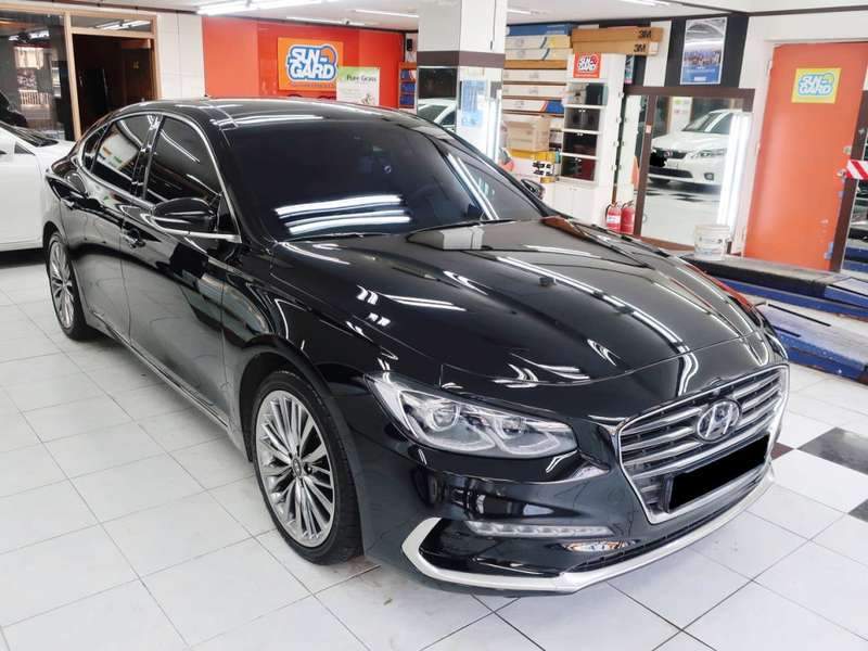 마포구 덴트도 하고 선팅도 하고 그랜저 범퍼와 펜더 교 시공 전